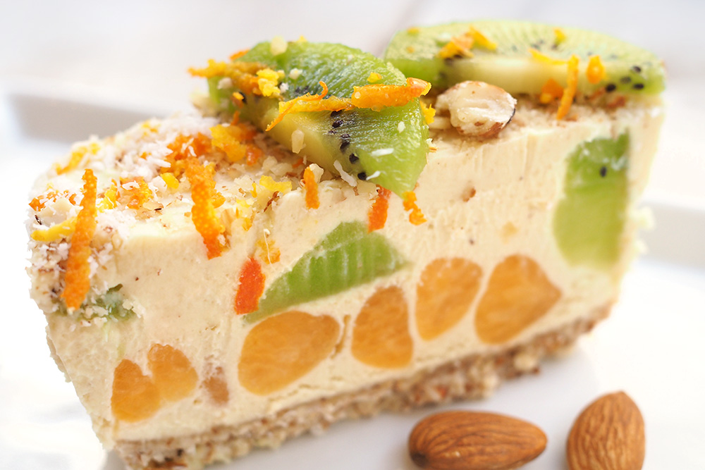 cake-with-kiwi-and-tangerines-02